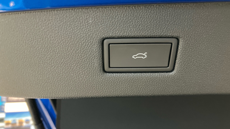 Ford Capri 210kW Premium 77kWh 5dr Auto Electric Estate